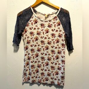 Buckle BKE 1/2 sleeve top